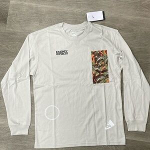 NWT Nike Journey Reward Tee- Size S